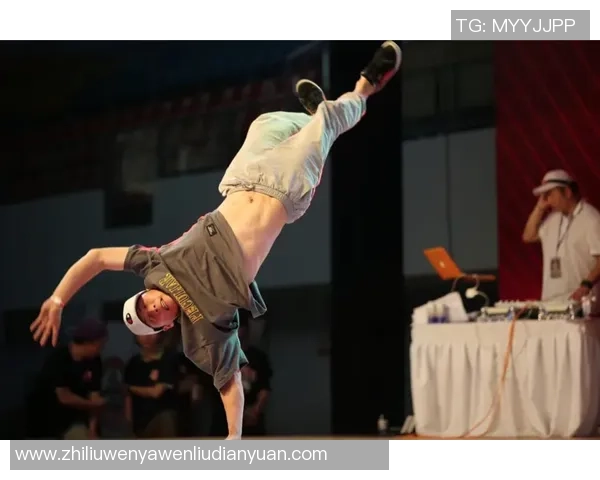 武汉对阵天津泰达精彩直播全程回顾与赛后分析尽在这里 武汉对阵天津泰达精彩直播全程回顾与赛后分析尽在这里